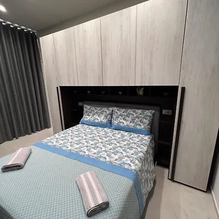 ベッド・アンド・ブレックファスト E' Qui! 3*